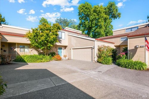 4736 Shade Tree Lane, Santa Rosa, CA, 95405 | Card Image