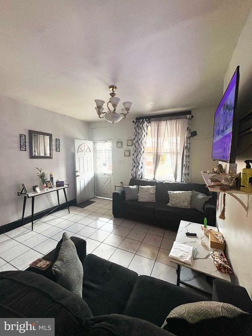 3246 N Philip Street, PHILADELPHIA, PA, 19140 | Card Image