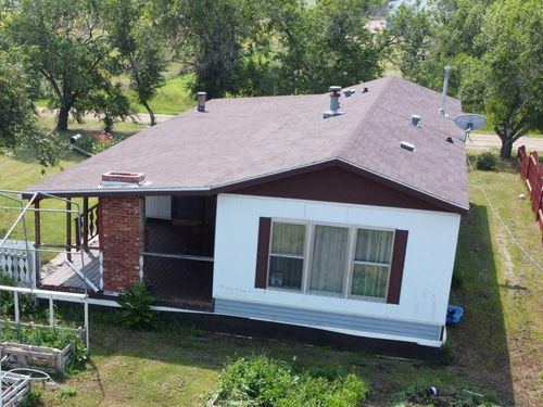 218 3 Ave E, Cereal, AB, T0J0N0 | Card Image