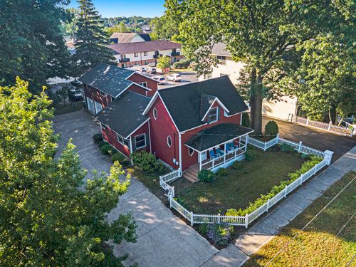 220 Park Ave, South Haven, MI, 49090-1025 | Card Image