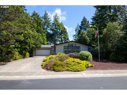 608 Glenbrook Cir, Florence, OR, 97439-9270 | Card Image