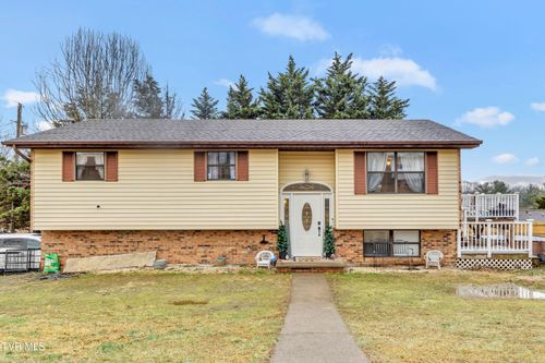 935 Ragle St, Church Hill, TN, 37642-3048 | Card Image