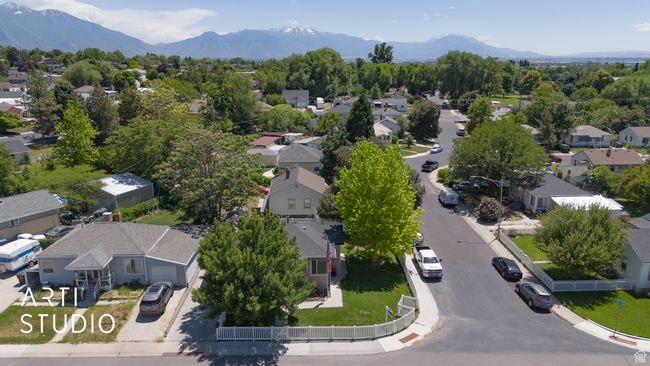 Aerial perspective of suburban area featuring mountains | Image 14