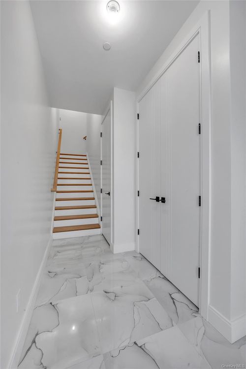 unit-203-478 W Central Ave, Spring Valley, NY, 10977-6158 | Card Image