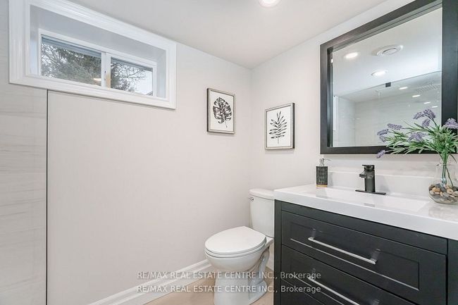531 King St E, House other with 3 bedrooms, 2 bathrooms and 5 parking in Oshawa ON | Image 34