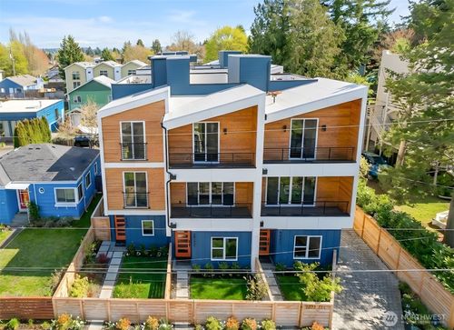 a-9020 13th Ave Nw, Seattle, WA, 98117-3405 | Card Image