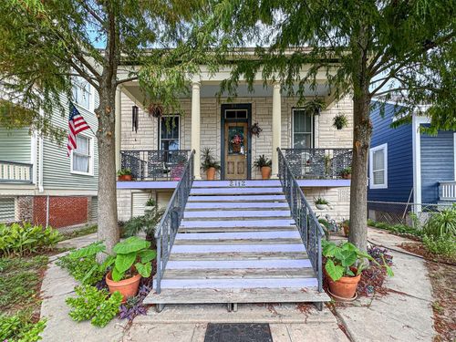 2112 Avenue N, Galveston, TX, 77550-4738 | Card Image