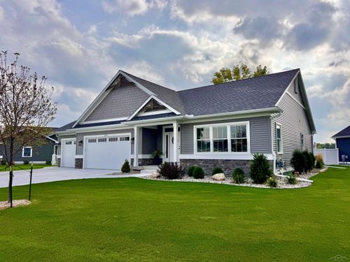 2734 Limerick Dr, Bay City, MI, 48706-8337 | Card Image