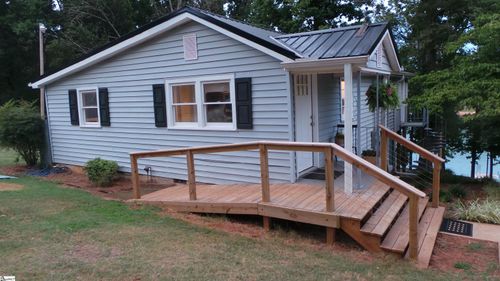 101 Mcalister Cir, Townville, SC, 29689-3937 | Card Image