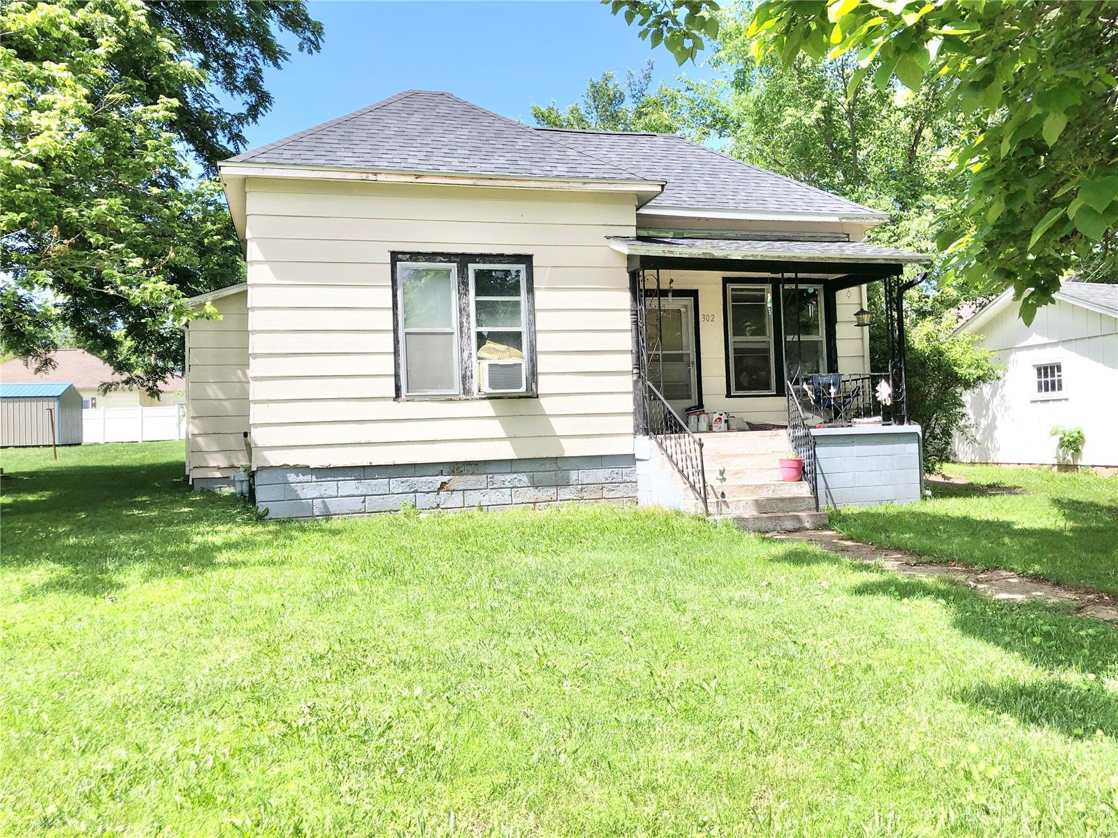 Dent St, Salem, MO 65560