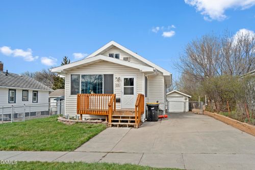 606 N 10th Street, Bismarck, ND, 58501 | Card Image