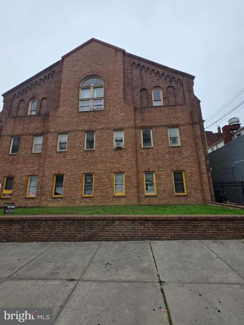 715 N King St, WILMINGTON, DE, 19801-3540 | Card Image