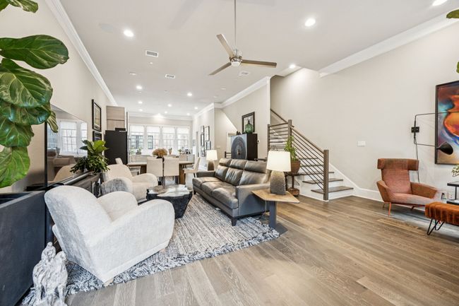 14932 Oak St, Townhouse with 3 bedrooms, 4 bathrooms and null parking in Addison TX | Image 4