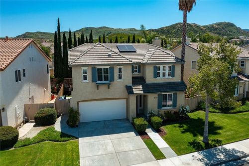 17616 Medley Ridge Dr, Canyon Country, CA, 91387-3811 | Card Image