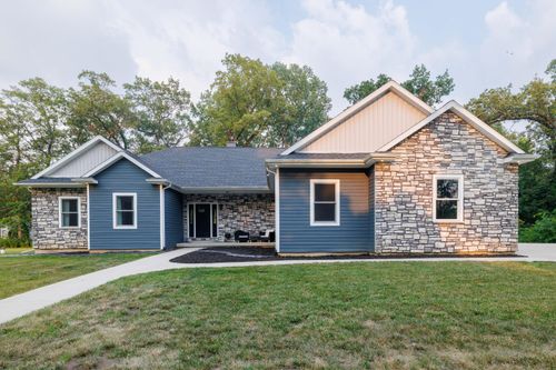 5811 W Fairway Dr, Rensselaer, IN, 47978-9515 | Card Image