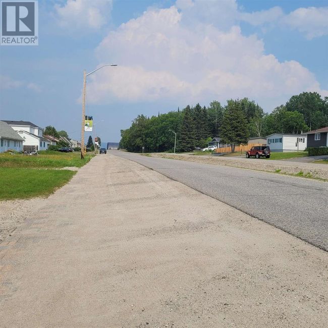59 Manitou Rd, Home with 2 bedrooms, 1 bathrooms and null parking in Manitouwadge ON | Image 37