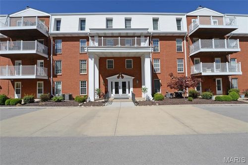 apt-33-14443 Bantry Ln, Chesterfield, MO, 63017-8224 | Card Image