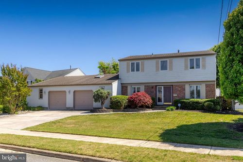 400 Overbrook Ave, GLASSBORO, NJ, 08028-2012 | Card Image