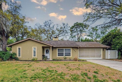 9062 Blackstone St, Spring Hill, FL, 34608-5513 | Card Image