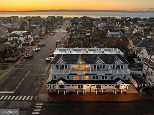 2-415 N Bay Ave, BEACH HAVEN, NJ, 08008-1919 | Card Image