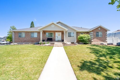 1569 Troon Cir, Syracuse, UT, 84075-9792 | Card Image