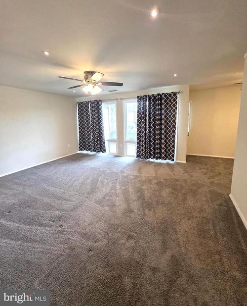 b-7320 Donnell Pl, DISTRICT HEIGHTS, MD, 20747-4247 | Card Image