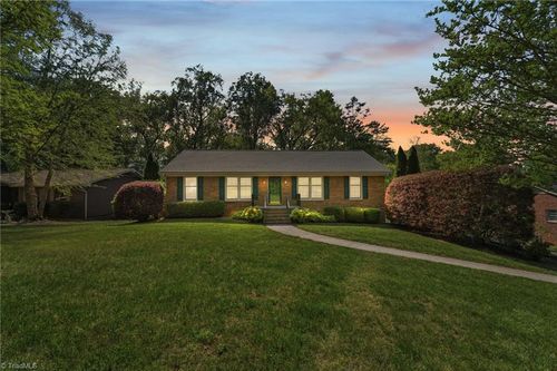 1714 Valley Brook Rd, Clemmons, NC, 27012-9221 | Card Image
