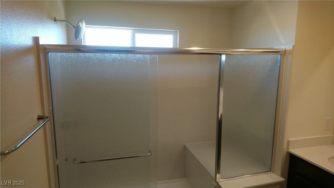 5658 Autumn Cliffs Way, House other with 5 bedrooms, 3 bathrooms and null parking in Las Vegas NV | Image 16