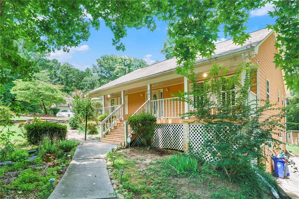 Stonemill Mnr, Lithonia, GA 30058