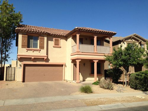 2050 S Falcon Dr, Gilbert, AZ, 85295-5871 | Card Image