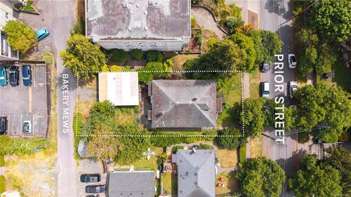 2639 Prior St, Victoria, BC, V8T3X7 | Card Image