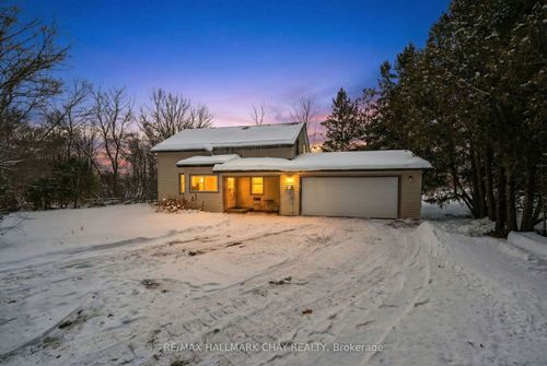 3324 Penetanguishene Rd, Barrie, ON, L4M4Y8 | Card Image