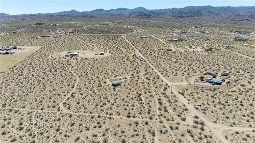 5555 Oleta Rd, Johnson Valley, CA, 92285-2316 | Card Image