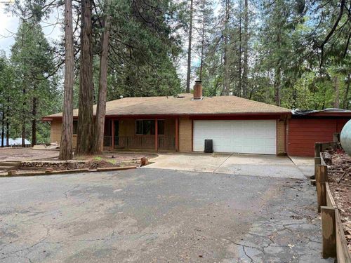 16619 Estralita Dr, Sonora, CA, 95370-8353 | Card Image
