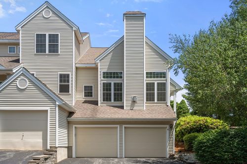 41-41 Edward Dr, North Grafton, MA, 01536-1154 | Card Image