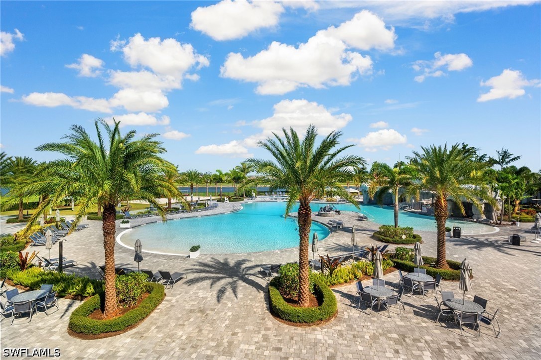Residential in Estero 4