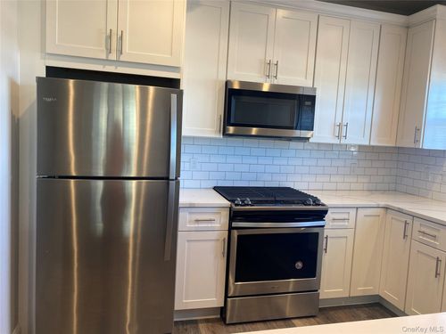 1a-840 Montauk Hwy, Copiague, NY, 11726-4920 | Card Image