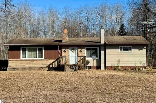 5810 Whittemore Rd, Whittemore, MI, 48770-9761 | Card Image