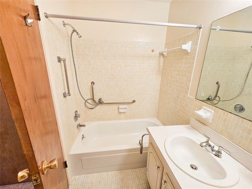 apt-309-3010 59th St S, GULFPORT, FL, 33707-5741 | Card Image