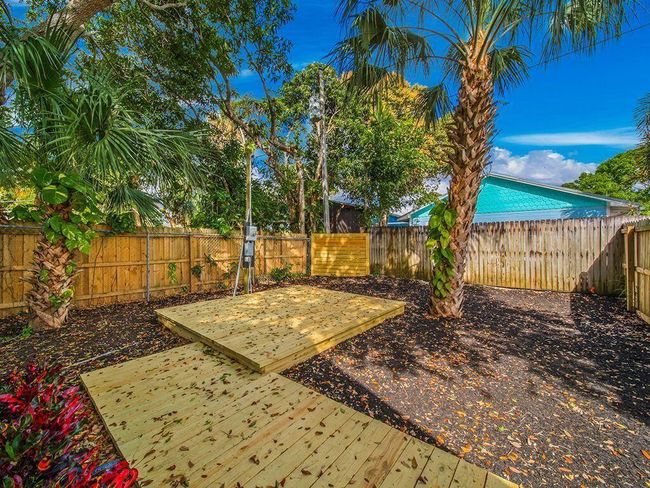3109 Se Amherst St, House other with 3 bedrooms, 2 bathrooms and null parking in Stuart FL | Image 19