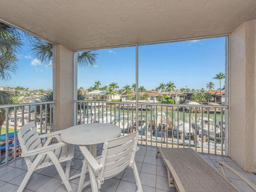 301-893 Collier Ct, MARCO ISLAND, FL, 34145-6572 | Card Image
