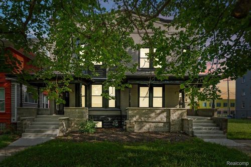 58 E Philadelphia Street E, Detroit, MI, 48202 | Card Image