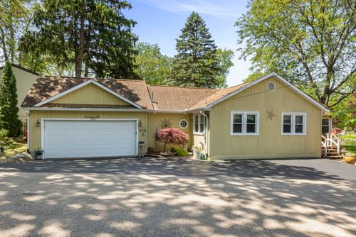 3321 Willow Lane, Island Lake, IL, 60042 | Card Image