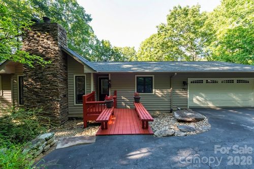 190 Ridgeview Dr, Hendersonville, NC, 28792-9256 | Card Image