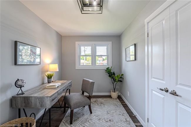 112 Wood St, House other with 5 bedrooms, 2 bathrooms and 4 parking in Brantford ON | Image 21