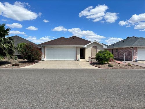 518 Capricorn St, Mission, TX, 78572-6533 | Card Image