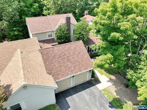 14 Birdseye Cir, Wayne, NJ, 07470-4944 | Card Image