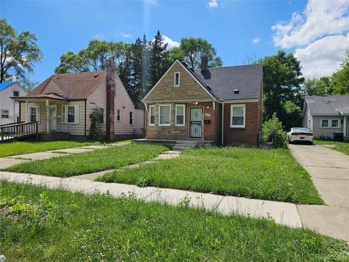 7415 Artesian St, Detroit, MI, 48228-4529 | Card Image