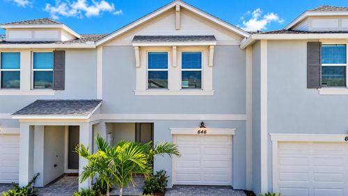 646 Salisbury Cir, Fort Pierce, FL, 34982-3990 | Card Image