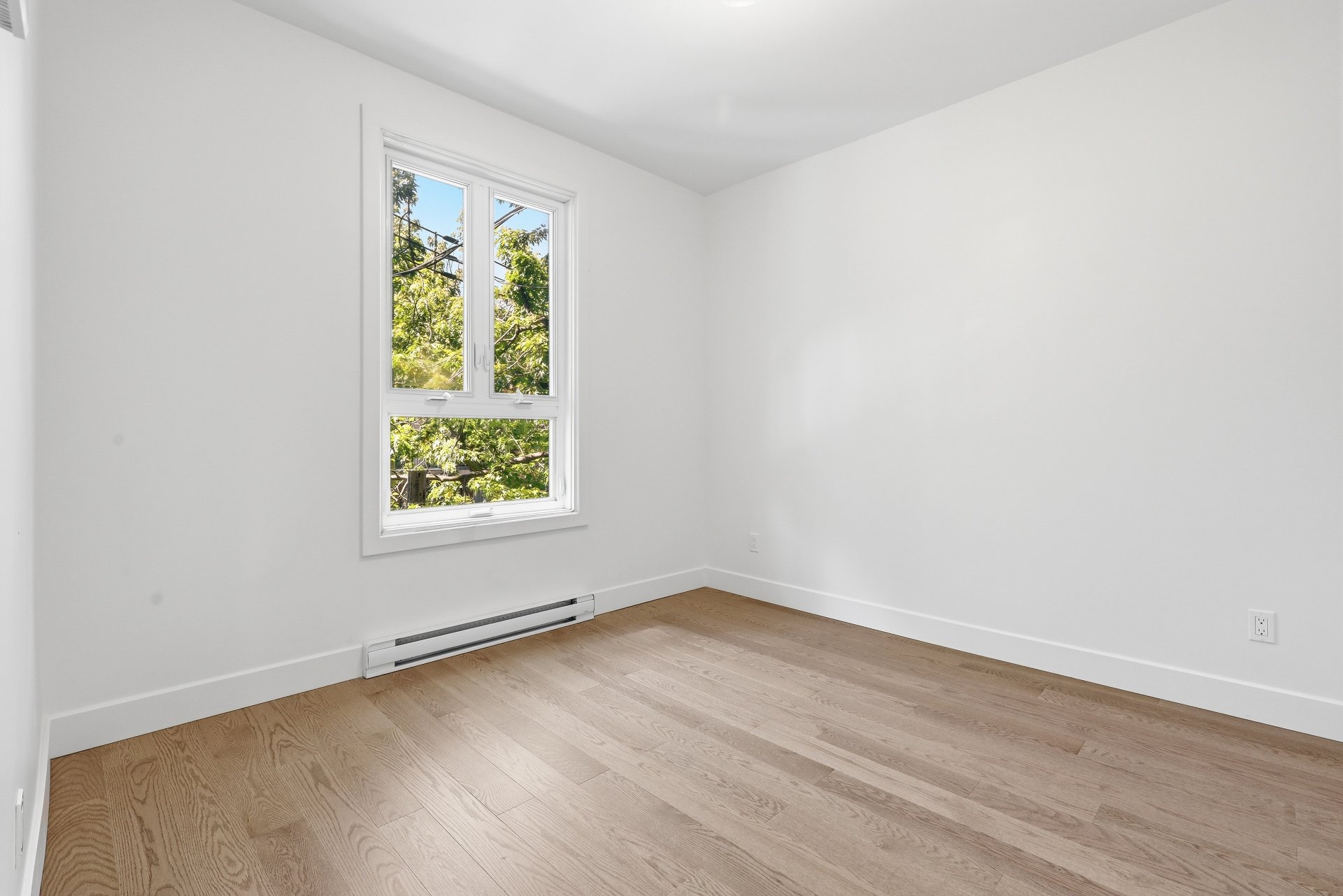 Residential Lease in Montréal (Mercier/Hochelaga-Maisonneuve) 3
